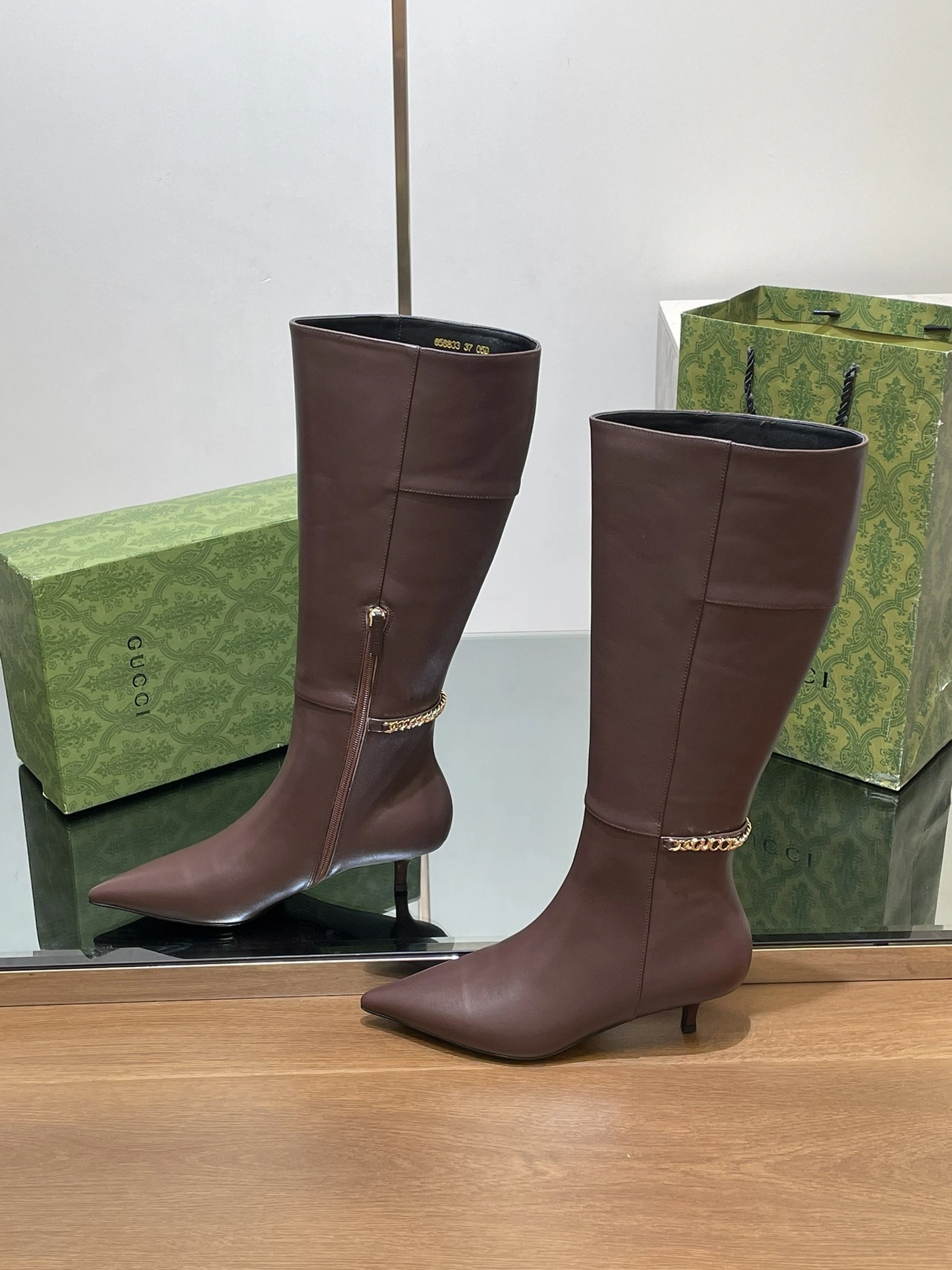 COCO-- 6u33i 794392 AADRK 2208 Calfskin sheepskin Heel height：4.5CM item:D-X158L1152